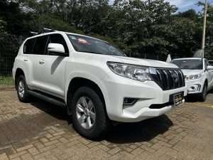 TOYOTA LAND CRUISER PRADO 2023