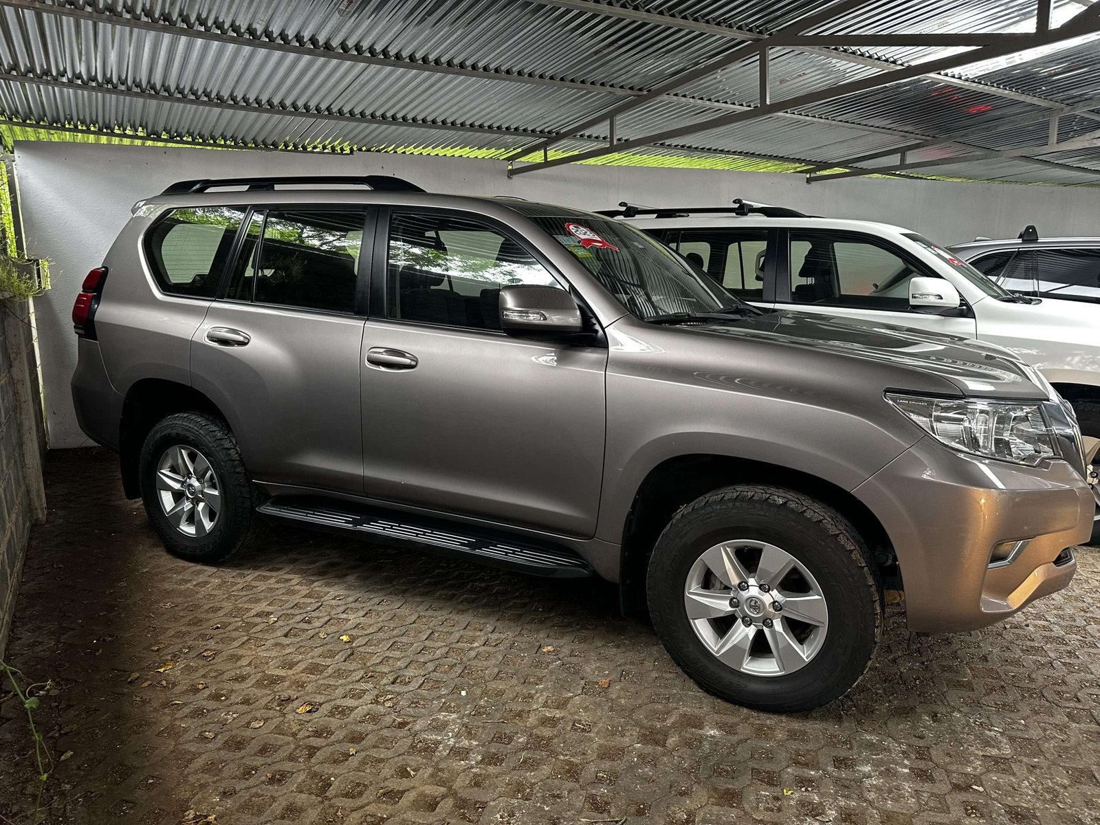 TOYOTA LAND CRUISER PRADO 2023 - Imagen 7