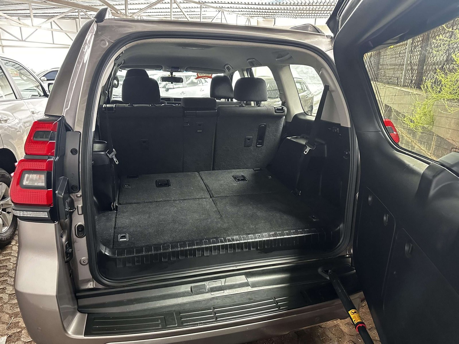 TOYOTA LAND CRUISER PRADO 2023 - Imagen 14