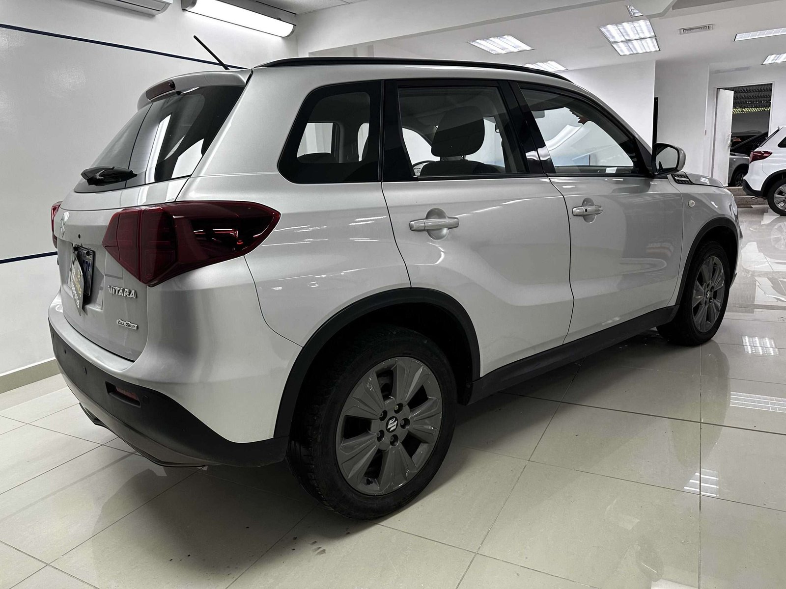 SUZUKI NEW VITARA 2024 - Imagen 6