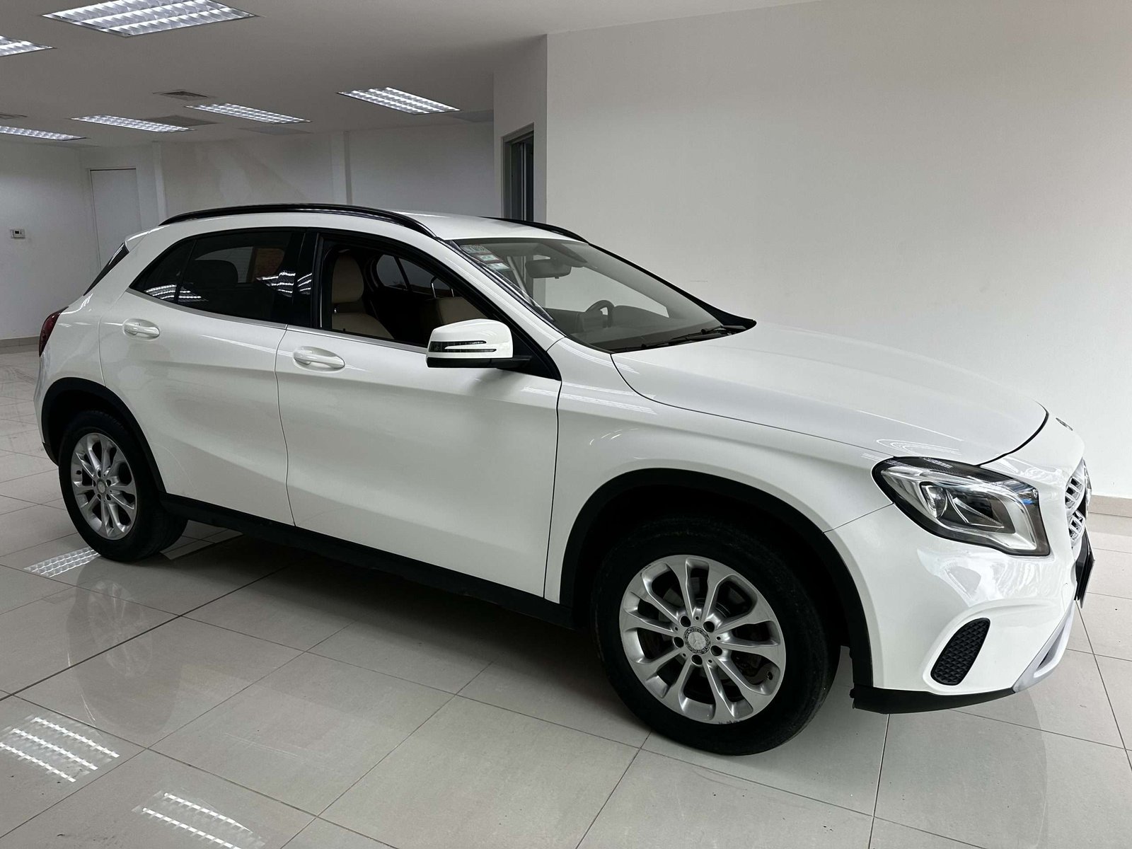 Mercedez Benz GLA 2019 - Imagen 13