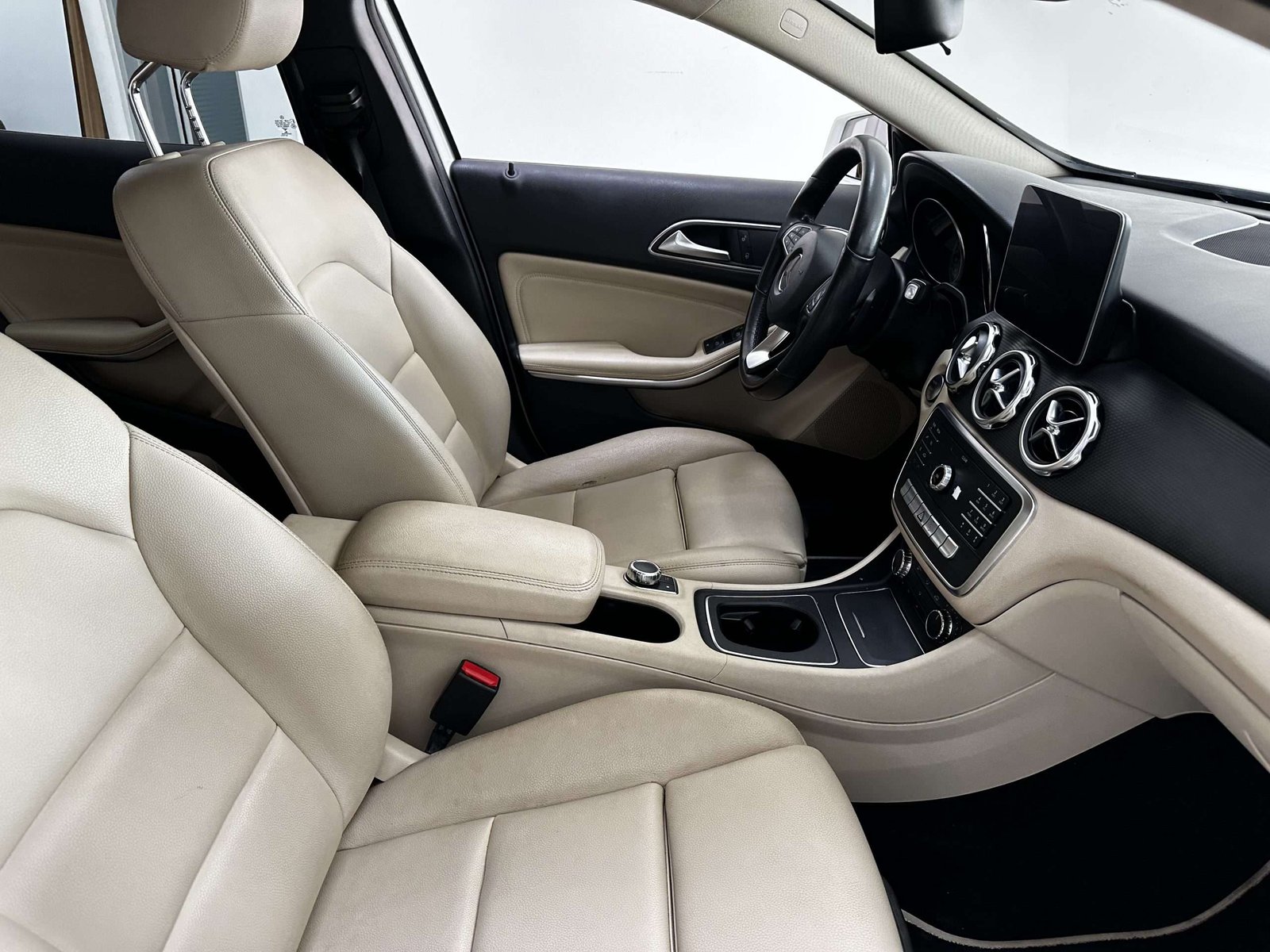 Mercedez Benz GLA 2019 - Imagen 6