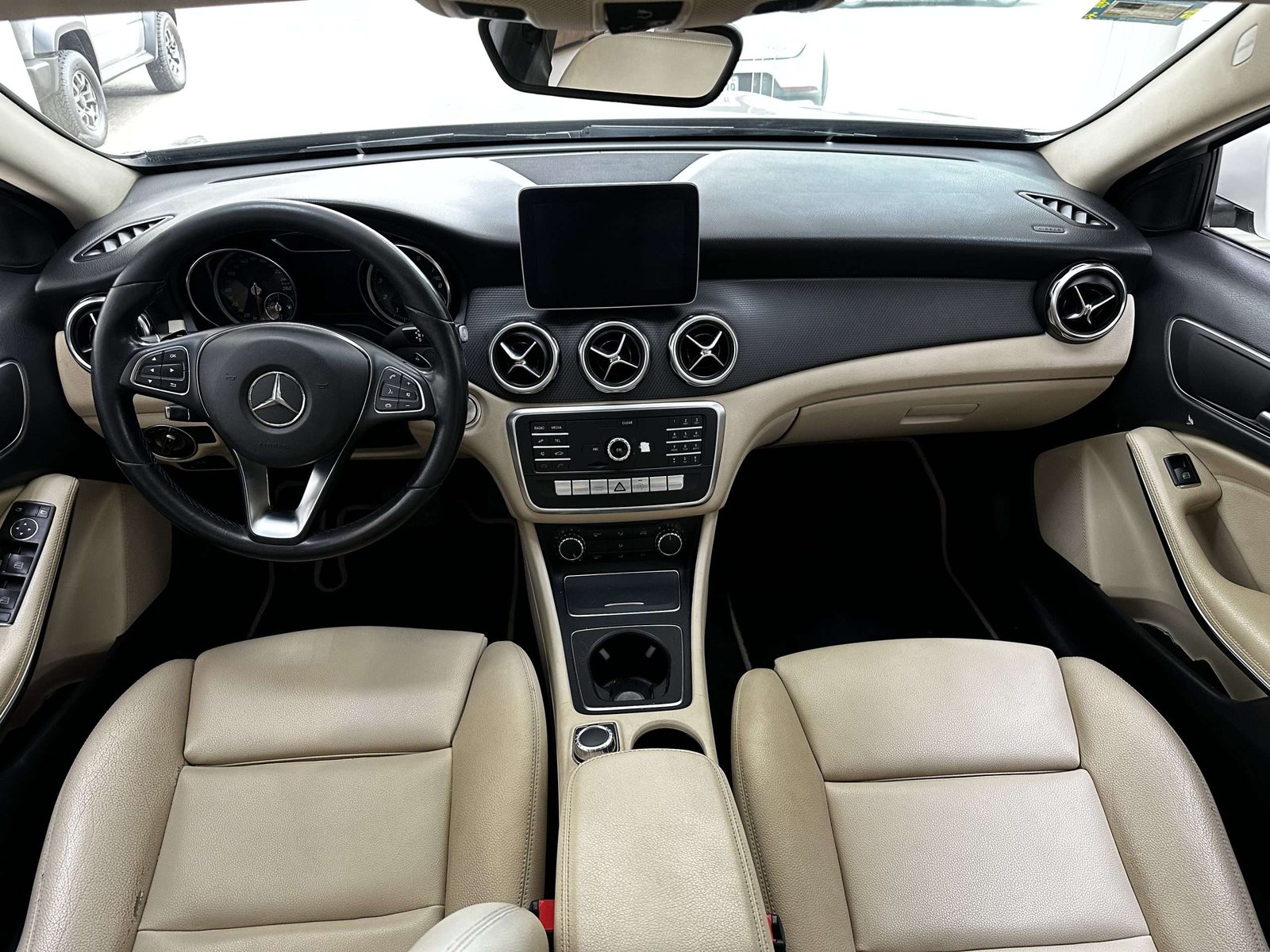 Mercedez Benz GLA 2019 - Imagen 2